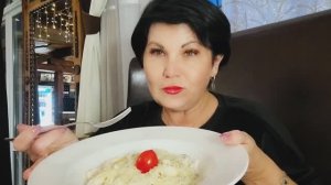 Такую пасту Феттучини я ела только там😋👌 Мукбанг/первый раз пробую Жульен 🍝