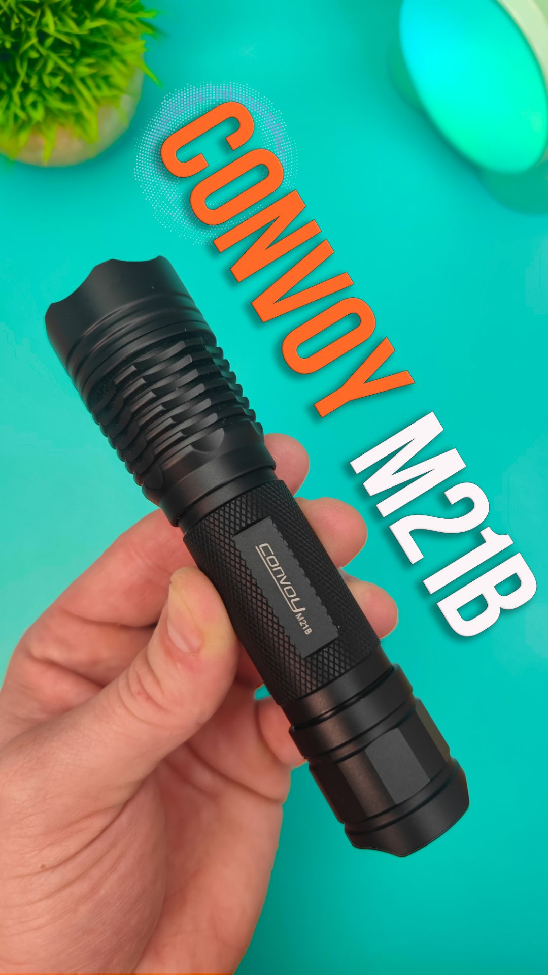 Этот МАЛЫШ меня ВПЕЧАТЛИЛ! ФОНАРЬ Convoy M21B на SFT40, 3000K,  с Biscotti и стабилизацией яркости !