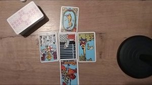 водолей декабрь 2025 таро