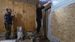 Начали обшивать листами ОСП