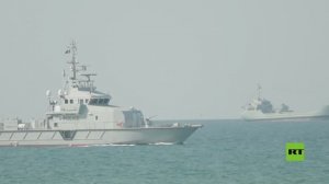 استعراض بحري للأسطول العماني في إطار الاحتفالات باليوم الوطني