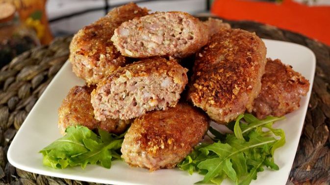 Умножим сытность. СВИНЫЕ КОТЛЕТЫ С БЕКОНОМ