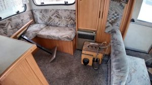 В сети вспомнили про LMC Liberty A 6700 — карманный автодом, который легко перепутать с игрушкой