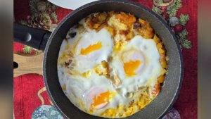 Шакшука 🍳 Готовим вместе 👩🍳 Мукбанг ☕️