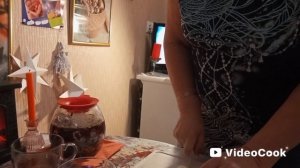 Продолжение нашей новости! У мужа сегодня день рождения, готовлю салат и торт.