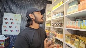 Ювелирные лавки, музей по добыче драгоценных камней. Чайный магазин. Обед в местном кафе. Коломбо.