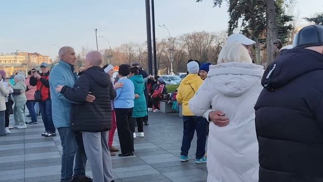 22 НОЯБРЯ 2025 КРАСИВЫЙ МЕДЛЯК! #kharkiv смотреть онлайн