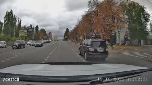 Странная высадка пассажиров и странный Ниссан Патрол