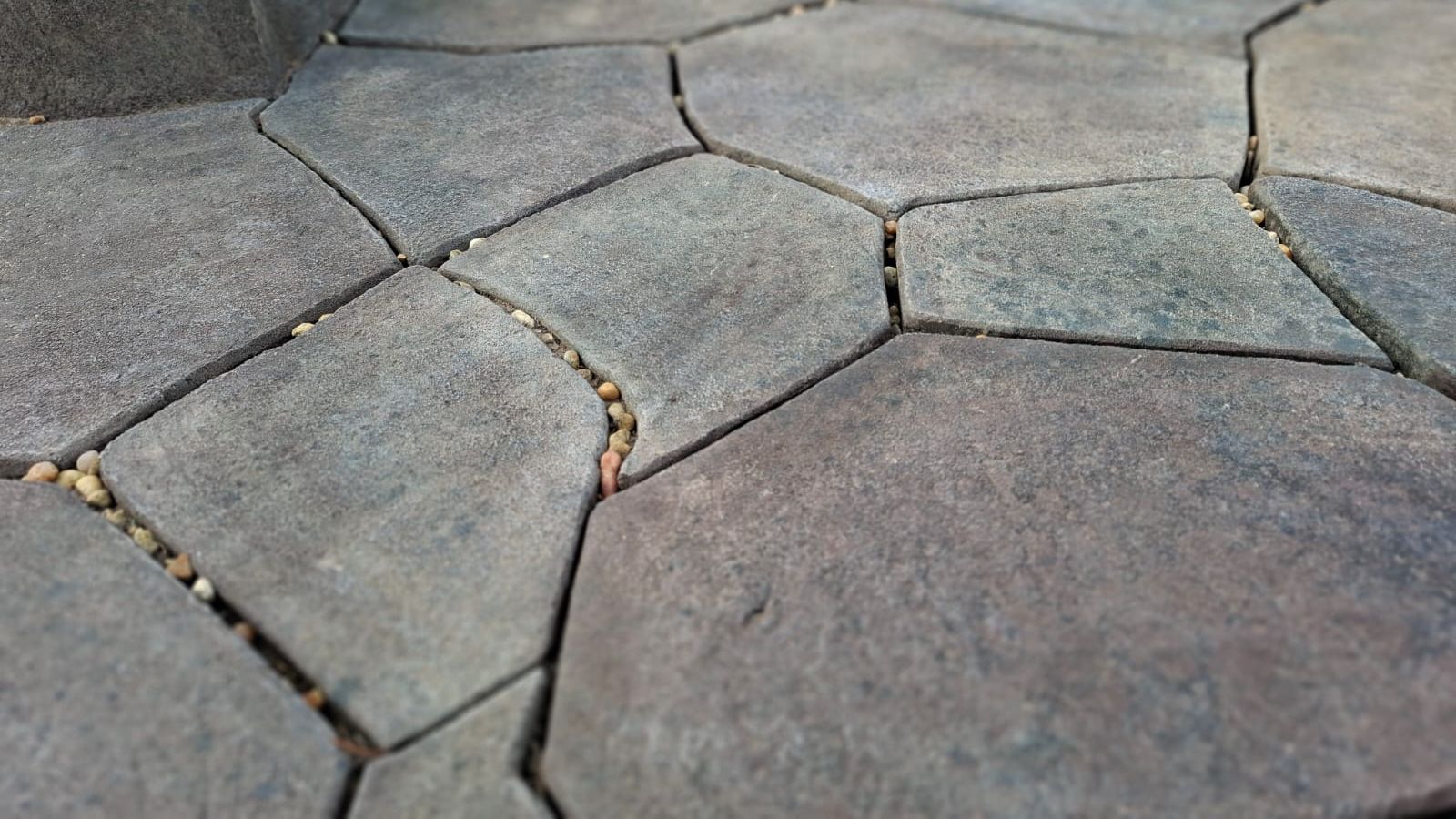 Бетонные садовые дорожки своими руками. Площадка под зону отдыха смотреть онлайн