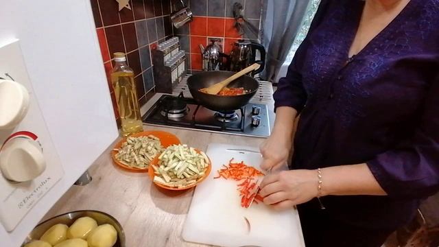 ОВОЩНОЕ РАГУ С БАКЛАЖАНАМИ