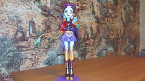 Обзор  Monster High Jinafire Long