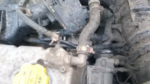 Лада Гранта, запах бензина в салоне.