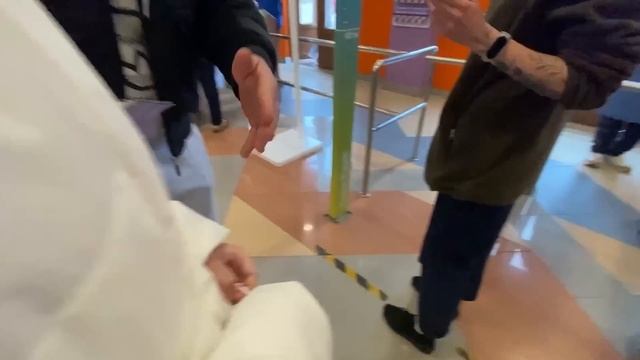 ВЛОГ Отдыхаем в Сочи с бабулей Любой ! Идем в Сочи Парк ! смотреть онлайн