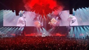 Сногшибательная энергия на концерте Xolidayboy в Москве ВТБ Арена 21.11.2025