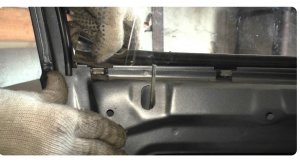 Замена стекла двери на ВАЗ 2114, 2115, 21099 и 2109