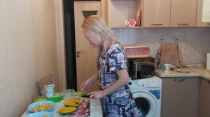 Вкусный десерт с фруктами и творожком 😋 Мася снова в деле! 😆