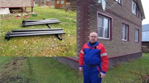 Ремонт фундамента деревянного дома винтовыми сваями.