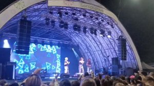 Асвальт мокрый как мои глаза.