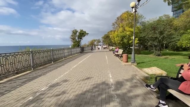 ВЛОГ Приехали в нашу квартиру‼️Включили отопление ! Гуляем с любимым по Набережной и кормим кошек ! смотреть онлайн