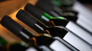 Россия в октябре нарастила импорт грузинского вина до максимума за полтора года