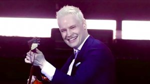 SHAMAN сыграл на балалайке и спел частушки в Кремлевском дворце