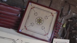 Изготовление деревянной доски для игры в карром