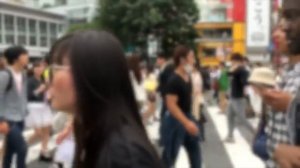 Если все страны в долгах, то кому они должны?