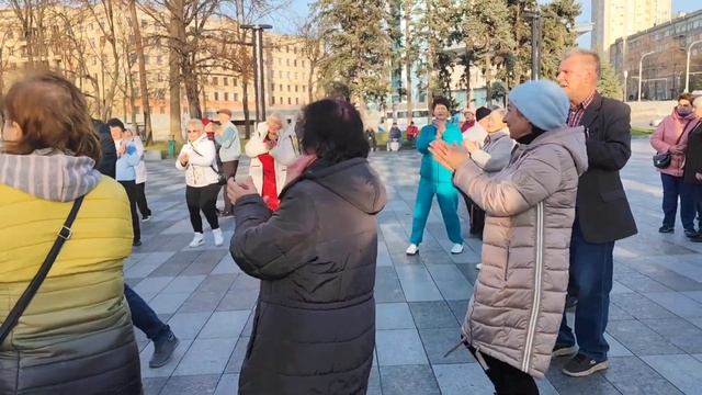 22 НОЯБРЯ 2025 ХОРОВОД ВОКРУГ ИМЕНИННИЦЫ ВАЛЮШИ! #kharkiv смотреть онлайн