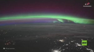 عاصفة زمردية.. رائد فضاء روسي ينشر مشاهد للشفق القطبي في الأرض