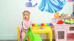 Что внутри яйца? Увлекательные приключения с Майей, Машей и Мией!