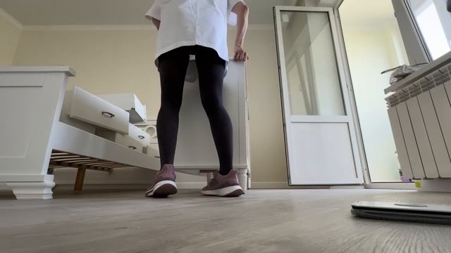 ВЛОГ УРА ‼️ Нам привезли кухонный гарнитур ! Алиса сдала ВПР по ИСТОРИИ ! Уборка в квартире ! смотреть онлайн