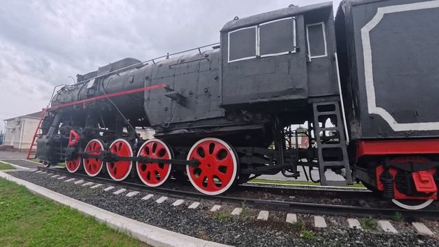 Пвравоз-монумен  г.  Шумерля. 4К.30 fps смотреть онлайн