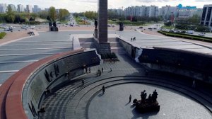 Монумент героическим защитникам Ленинграда