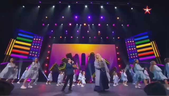 Таисия Повалий  и Игорь Гудрунц - "ТЫ ДАЛЕКО" смотреть онлайн