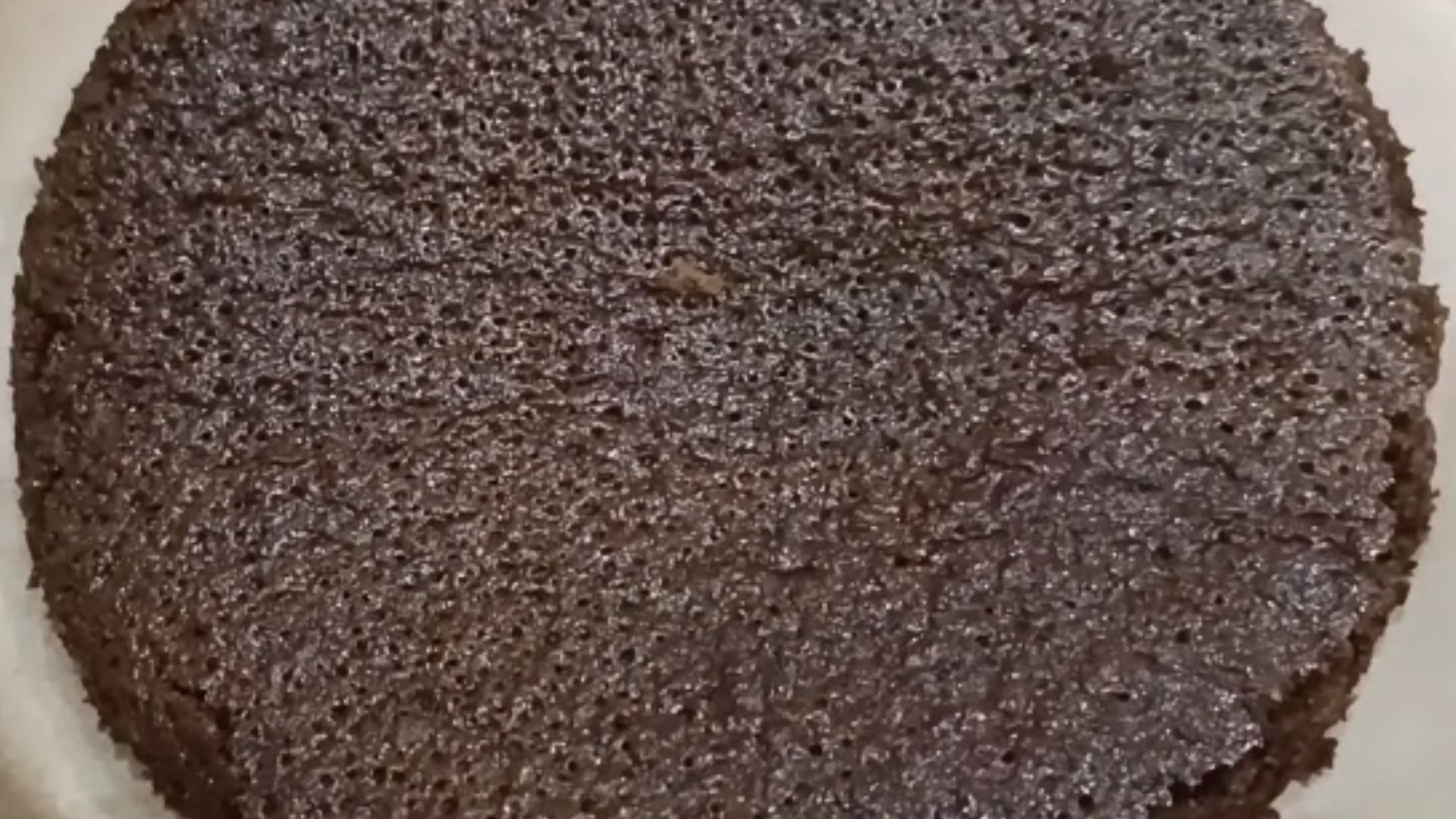 Воздушный шоколадный бисквит для торта смотреть онлайн