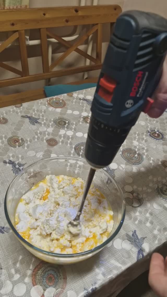 Мужское решение бытовых вопросов еа кухне