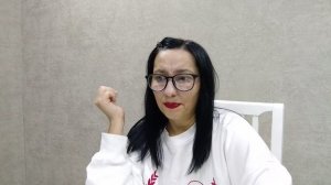 Утренний быстренький привет от Розочки 🖐️Домосед следит за Розой ?😱