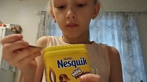 наливаю Милане какао