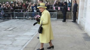 Daily Express: Эпштейн был связан с Елизаветой II