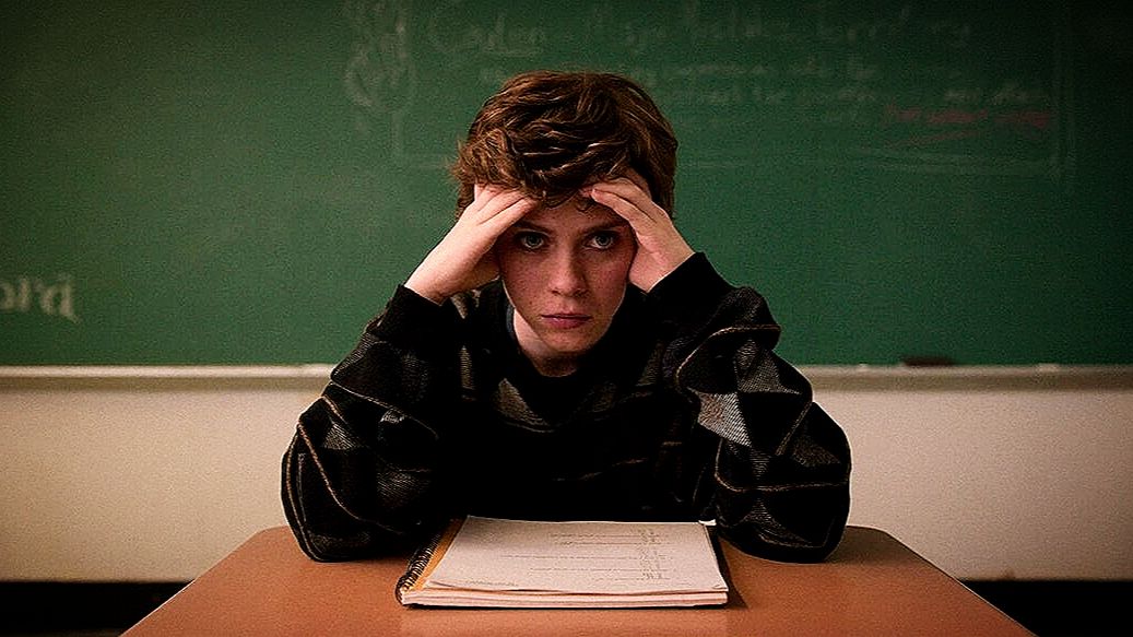 Топ сериалов от NETFLIX 2020 смотреть онлайн