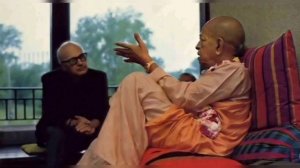 Лекция Шрилы Прабхупады 23.11.1974, Бомбей. ШБ 3.25.23. Страдает ли вайшнав?