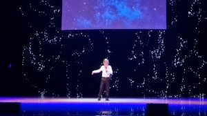 Роберт Рождественский  "Поехали" читает Датов Артём