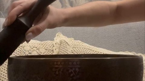 Поющая чаша 🎶 #ПоющаяЧаша #ЗвуковаяТерапия #Медитация #Гармония #ДуховнаяПрактика #УникальныеТовары