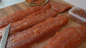 Как ВКУСНО засолить красную рыбу. Малосольный лосось.