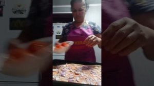 Пицца из красной лук