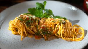 Паста с чесноком и томатами в одной сковороде