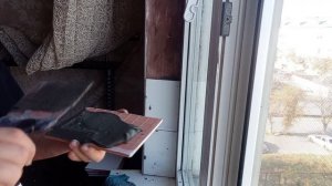 Как поклеить кафель на оконные откосы. Клею плитку на откосы окна.