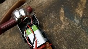 Вместо родной батареи поставил крону.