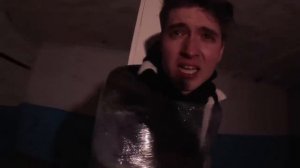 МАНЬЯК АНТОН ПРОТИВ МАНЬЯКА ФЕРМЕРА. МЕНЯ ДЕРЖАЛИ В ЗАБРОШЕННОМ ЛАГЕРЕ