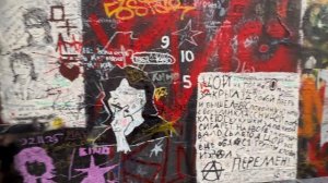 СЛОВ НЕТ … КАК СЕГОДНЯ ВЫГЛЯДИТ СТЕНА ВИКТОРА ЦОЯ НА АРБАТЕ | НОЯБРЬ 2025 #викторцой